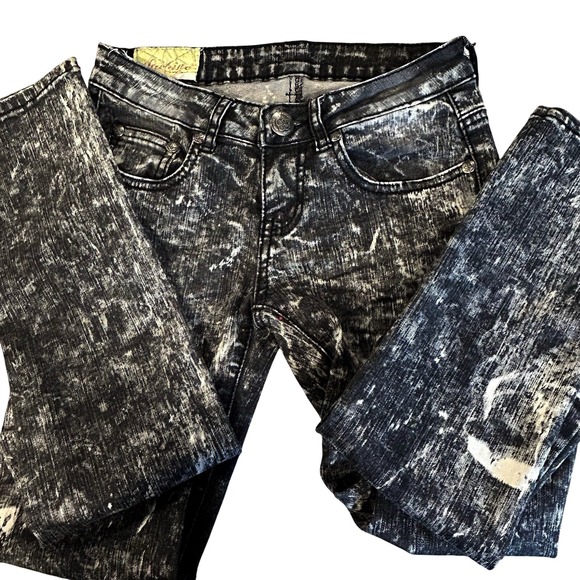 Machine Denim - Machine Jeans Nouvelle Mode- US25/Italy 39(Size 0)-Black Acid Wash Jeans Italian